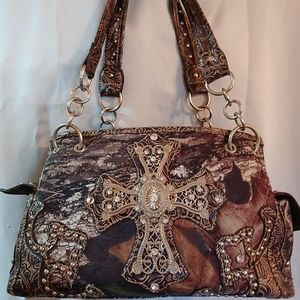 Camouflage embellished rhinestone Cross  camo handbag - shoulder bag Never Used